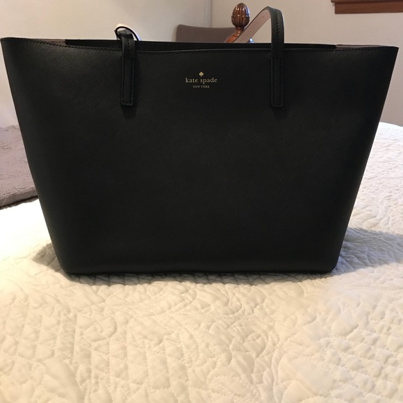 kate spade Handbags - Kate Spade Black Handbag